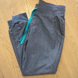 FIGS | WOMENS GRAPHITE JOGGERS